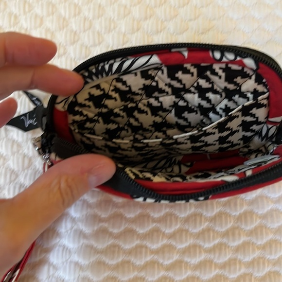 Vera Bradley Wristlet Boho Red and Black - Picture 2 of 3